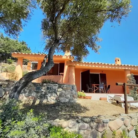 Del Nuraghe With Fantastic Sea View Feriehus Torre delle Stelle