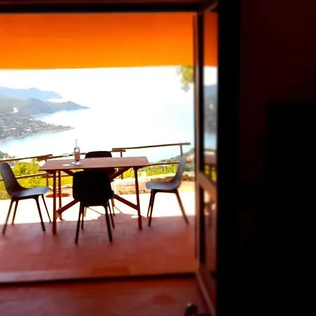 Del Nuraghe With Fantastic Sea View Dom wakacyjny
