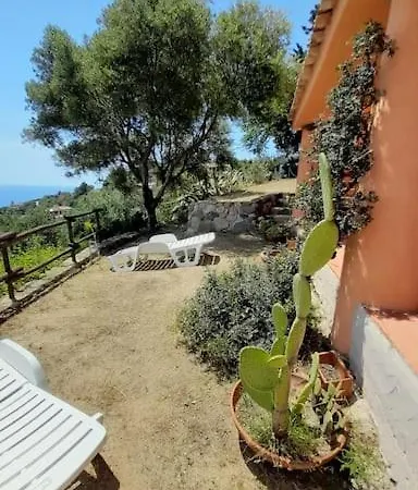 Del Nuraghe With Fantastic Sea View 別荘 トッレ・デッレ・ステッレ
