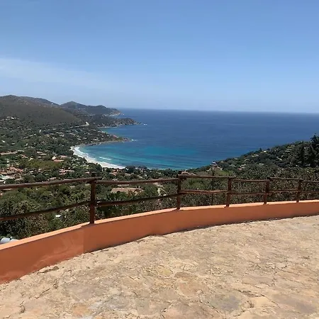 別荘 Del Nuraghe With Fantastic Sea View トッレ・デッレ・ステッレ