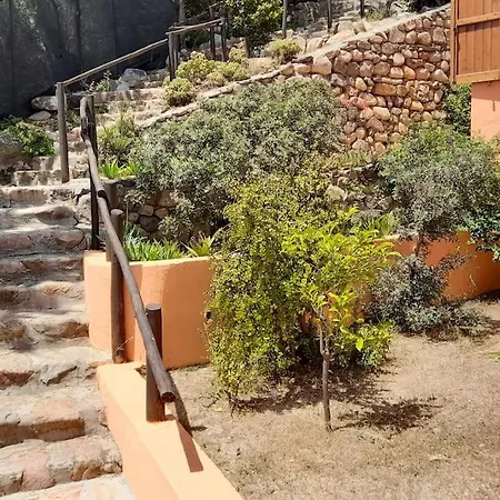 Del Nuraghe With Fantastic Sea View トッレ・デッレ・ステッレ