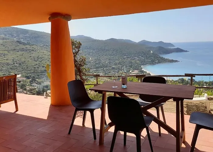 Del Nuraghe With Fantastic Sea View Nyaraló Torre delle Stelle