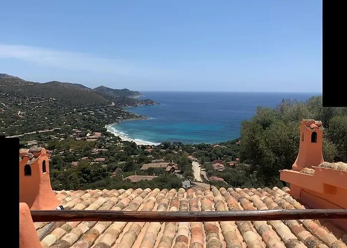 Del Nuraghe With Fantastic Sea View Nyaraló