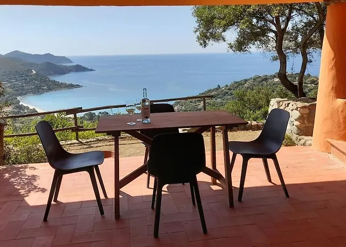Del Nuraghe With Fantastic Sea View Nyaraló