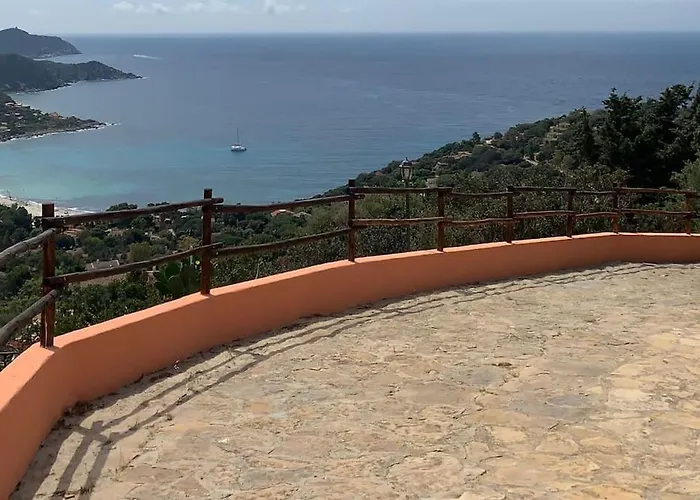 Del Nuraghe With Fantastic Sea View Nyaraló *